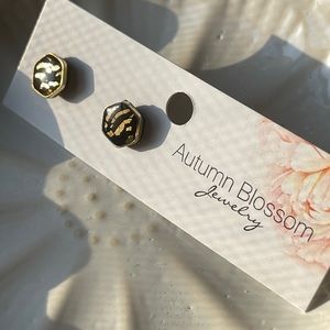 Handmade black and gold stud earrings